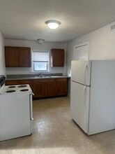 790 Condit St in Wood River, IL - Building Photo - Building Photo