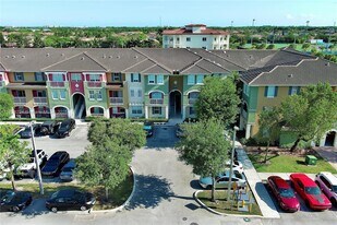 11102 NW 83rd St in Doral, FL - Building Photo