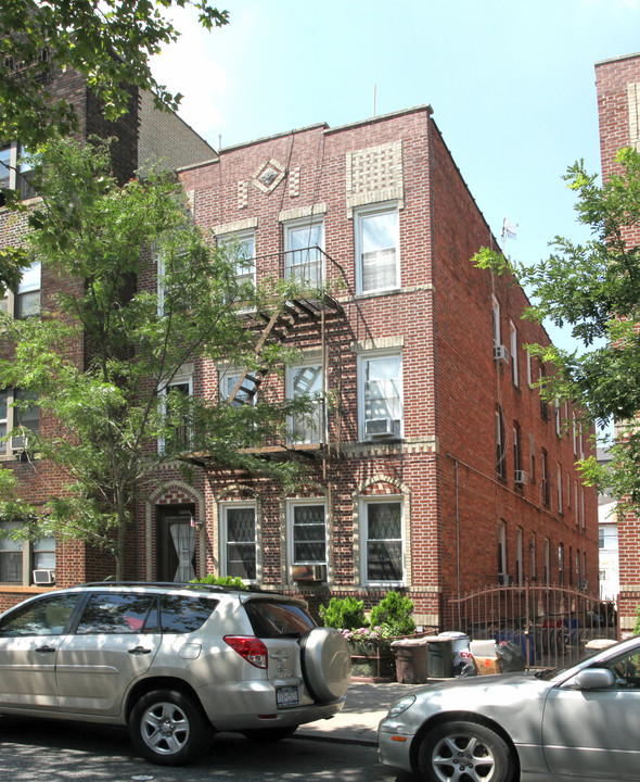 1444 W 8th St in Brooklyn, NY - Building Photo