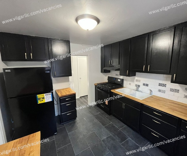 1134 E 39th Ave in Gary, IN - Building Photo - Building Photo