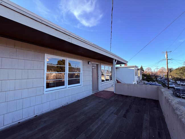 1683 San Benito St in Richmond, CA - Building Photo - Building Photo