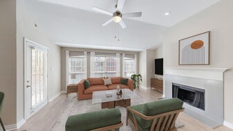 Lakeside at Coppell Apartments in Coppell, TX - Building Photo