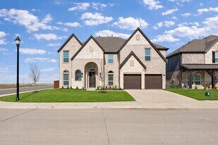 3743 Milwaukee Ave in Midlothian, TX - Building Photo