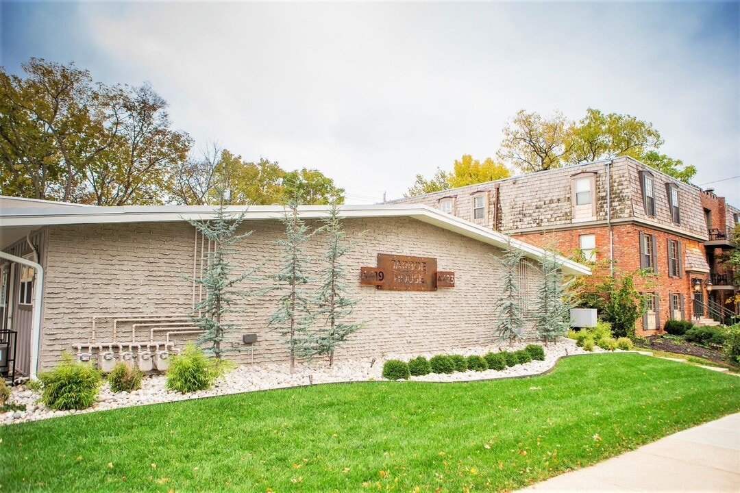 Jarboe House in Kansas City, MO - Building Photo