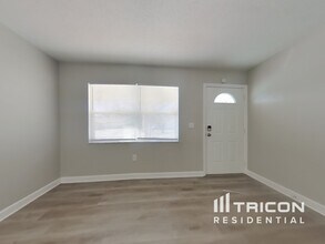 607 65th Ave W in Bradenton, FL - Building Photo - Building Photo