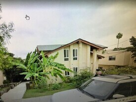 1921 Harriman Ln, Unit 2 in Redondo Beach, CA - Building Photo