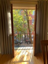 2139 Mount Vernon St in Philadelphia, PA - Building Photo - Building Photo