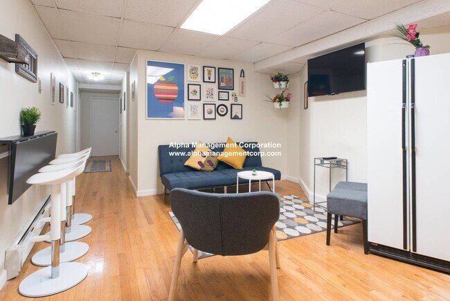 43 Bay State Rd in Boston, MA - Building Photo - Building Photo