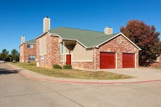 2201 Sycamore School Rd in Fort Worth, TX - Building Photo - Building Photo