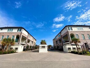 6037 Matthew Oaks Pl in Houston, TX - Building Photo - Building Photo