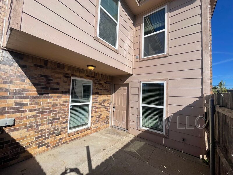 5516 Lewis Ct in North Richland Hills, TX - Building Photo