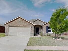 2705 Crystal Pine Dr
