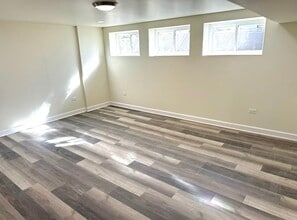 10350 Milford St, Unit G2 in Westchester, IL - Foto de edificio - Building Photo