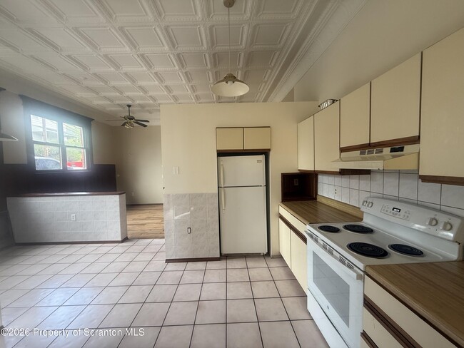 1301 Main St in Dickson City, PA - Building Photo - Building Photo