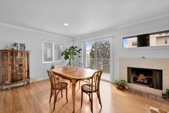 23 Buccaneer St, Unit 23 Buccaneer Street in Marina Del Rey, CA - Building Photo - Building Photo