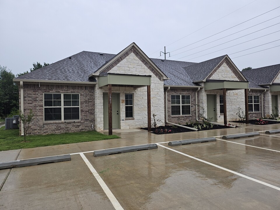 6903 Lakeridge Dr in Texarkana, TX - Building Photo
