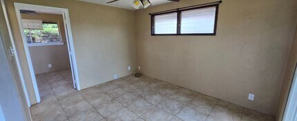 242 Kanani Rd in Kihei, HI - Building Photo - Building Photo