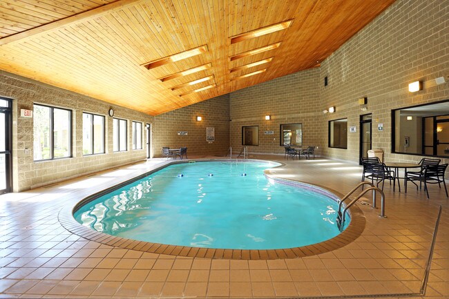 LEXINGTON ESTATES in Sioux Falls, SD - Foto de edificio - Interior Photo