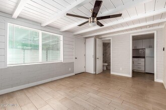 3027 N 37th St in Phoenix, AZ - Building Photo - Building Photo