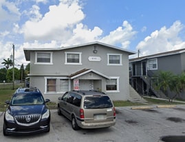 652 SW 4th St, Unit 1A in Belle Glade, FL - Building Photo