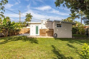 912 S 15th Ave in Hollywood, FL - Building Photo