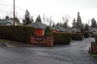 Terra-Vista East in Portland, OR - Building Photo