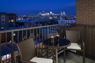 LoHi House Apartments in Denver, CO - Foto de edificio - Building Photo