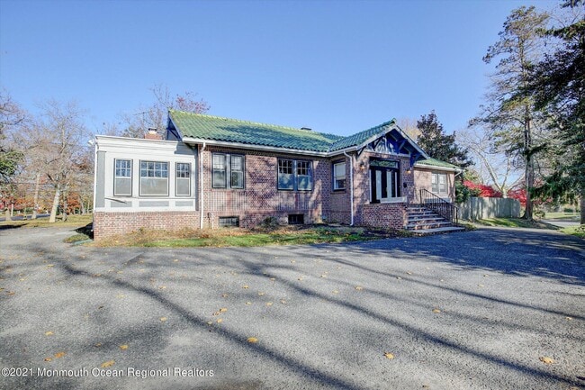 589 Westwood Ave in Long Branch, NJ - Building Photo - Building Photo