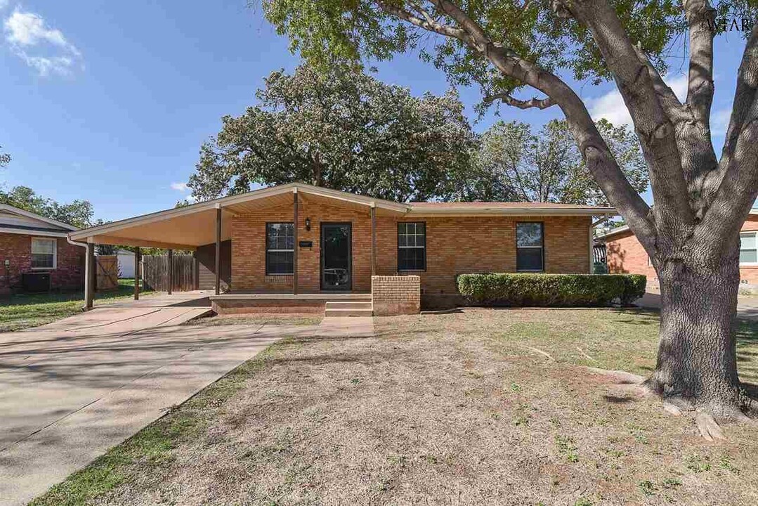 4518 Spencer Dr in Wichita Falls, TX - Building Photo