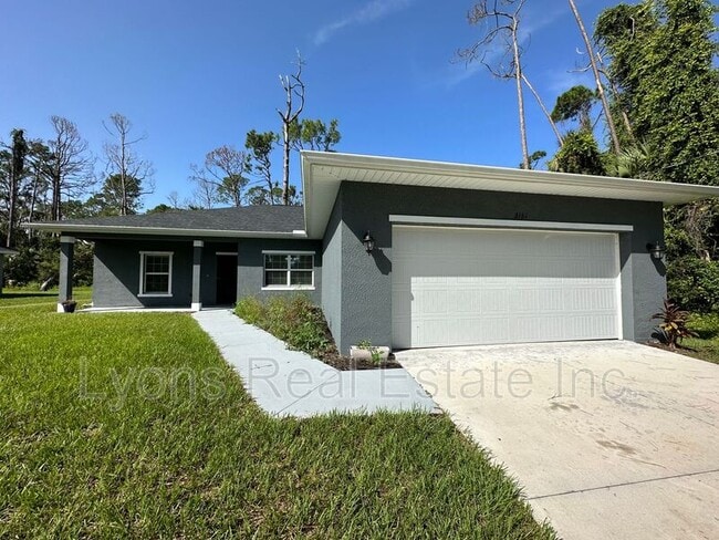 3161 Seattle Ave in North Port, FL - Building Photo - Building Photo