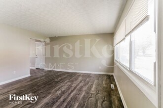 4877 Folger Dr in Columbus, OH - Building Photo - Building Photo