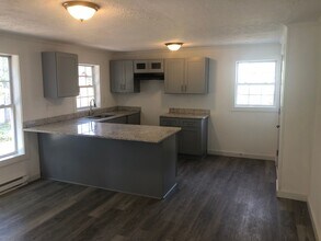 1648 State Rd S-29-552 in Lancaster, SC - Building Photo - Building Photo