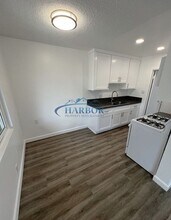 1388 Martin Luther King Jr Ave in Long Beach, CA - Foto de edificio - Building Photo