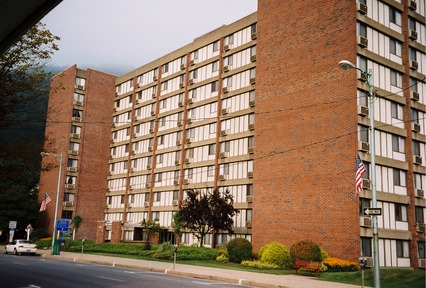 Joseph Johns Towers in Johnstown, PA - Building Photo