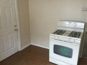 5848 N 64th St in Milwaukee, WI - Building Photo - Building Photo