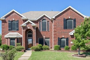 301 Cold Water Dr in Desoto, TX - Building Photo