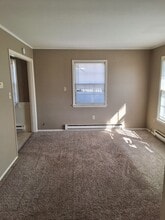 211 W Ash St in Dunlap, IL - Building Photo - Building Photo
