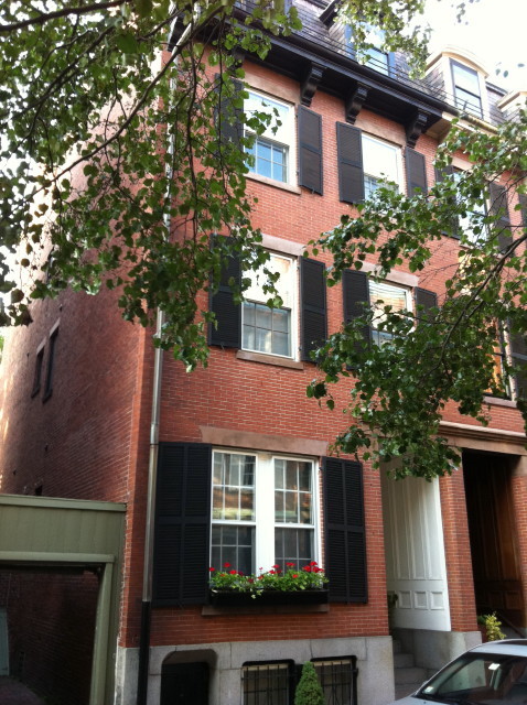 45 Pinckney St, Unit 2 in Boston, MA - Building Photo