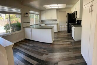 8325 Garry Oak Dr in Citrus Heights, CA - Building Photo - Building Photo