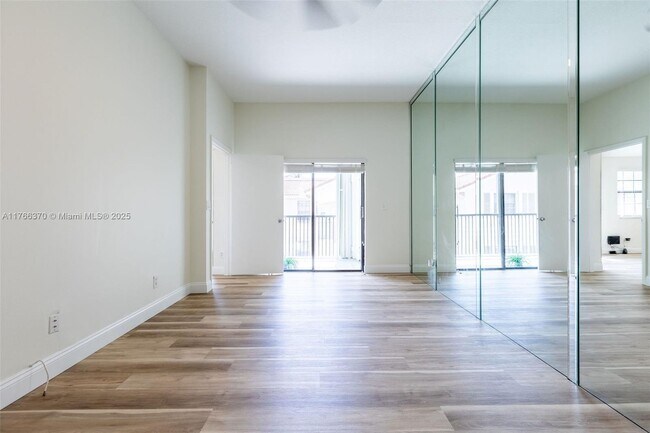 15865 SW 6th Pl in Pembroke Pines, FL - Building Photo - Building Photo