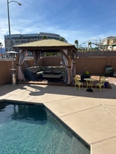 8337 Mountain Heather Ct in Las Vegas, NV - Foto de edificio - Building Photo