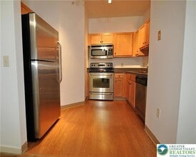 2121 Hokendauqua Ave in Northampton, PA - Building Photo - Building Photo