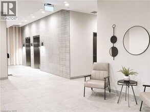 108 Garment St in Kitchener, ON - Building Photo - Building Photo