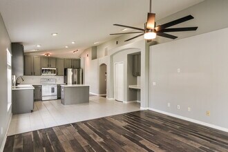 1739 Sweetspire Dr in Trinity, FL - Building Photo - Building Photo