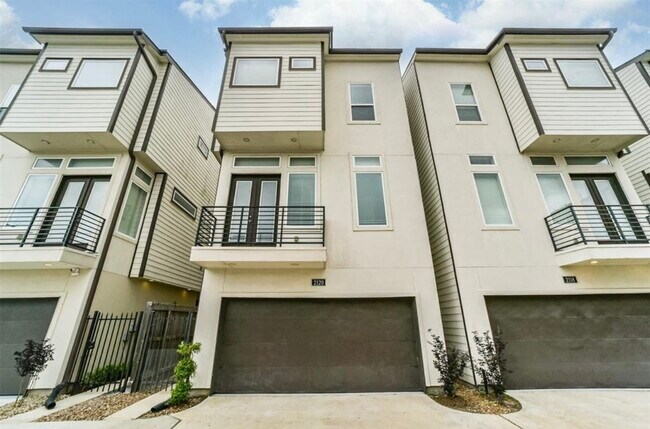 property at 2120 Cohn St
