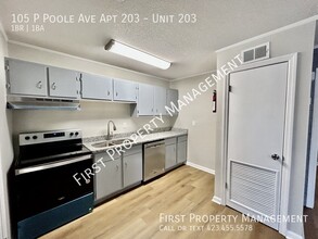 105 P'Poole Ave-Unit -Unit 203 in Red Bank, TN - Foto de edificio - Building Photo