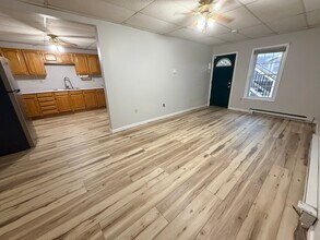 237 Spruce St in Minersville, PA - Building Photo - Building Photo