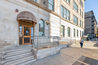 327 Saint Nicholas Ave in New York, NY - Building Photo - Building Photo