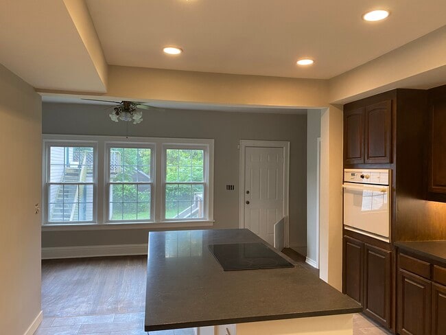 1410 S Frisco Ave in Tulsa, OK - Building Photo - Building Photo