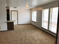 302 Willow Branch Rd photo'